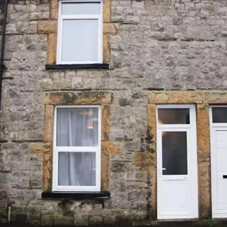 Elegantly Cosy And Peaceful Cottage - South Of Lake District National Park - Great Wifi Dalton in Furness