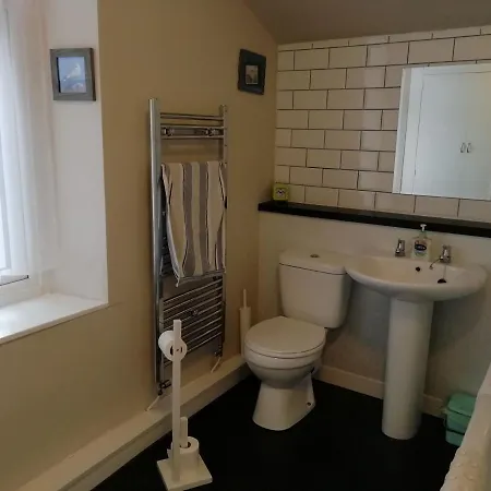 Elegantly Cosy And Peaceful Cottage - South Of Lake District National Park - Great Wifi Casa de Férias Dalton in Furness